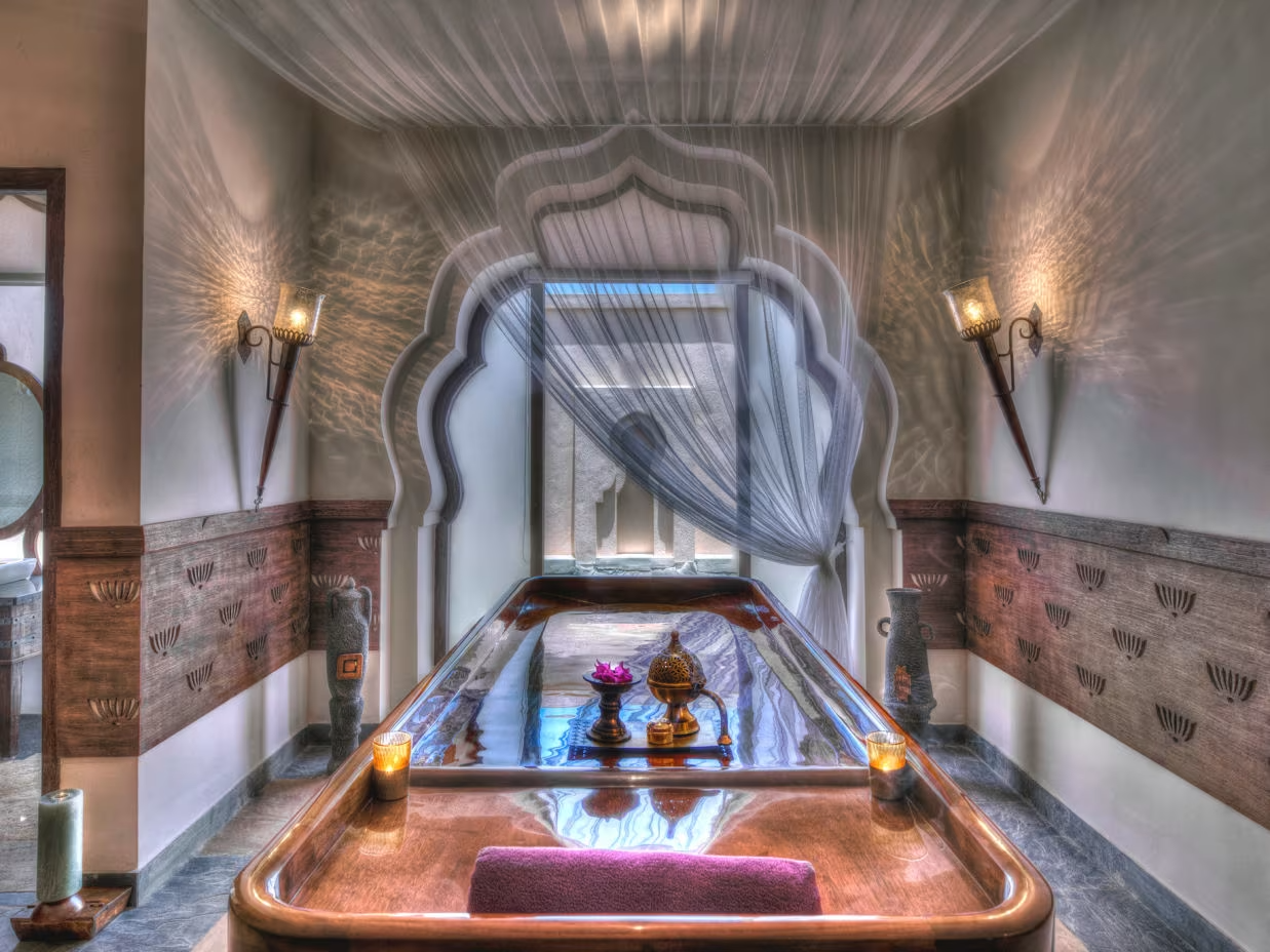 23 Lotus Mahal Massage Room Wfxj0c Eqofq0