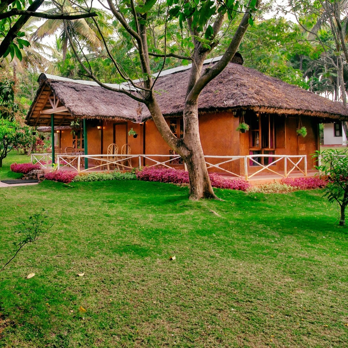 Heritage Cottage Exterior Big Banyan Vineyard & Resort (2)