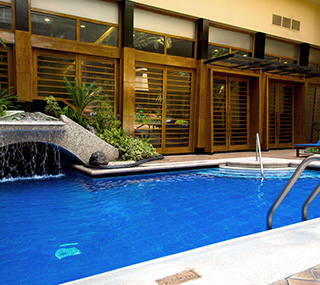 Squ 1357899 Outdoor Pool