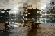 POOL MERU 01