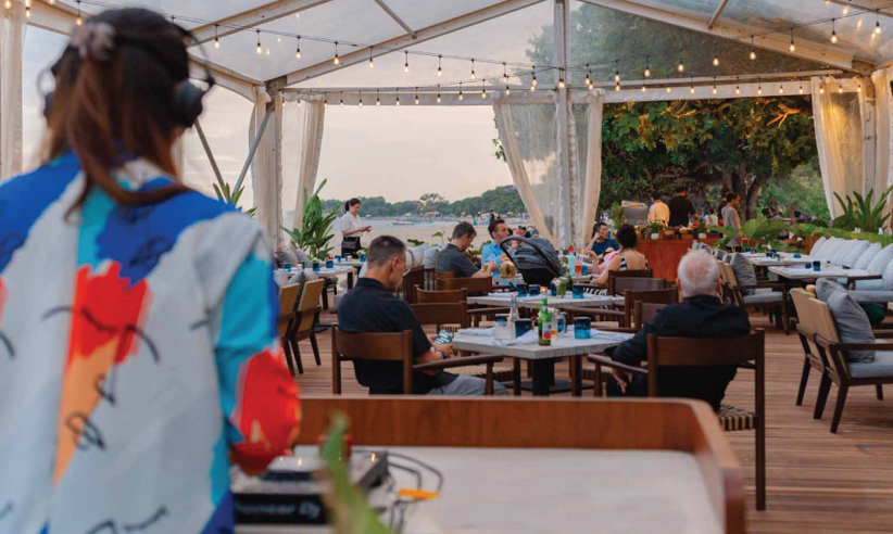Website 1128X570 Bali Beach Bar Grill Gallery 3