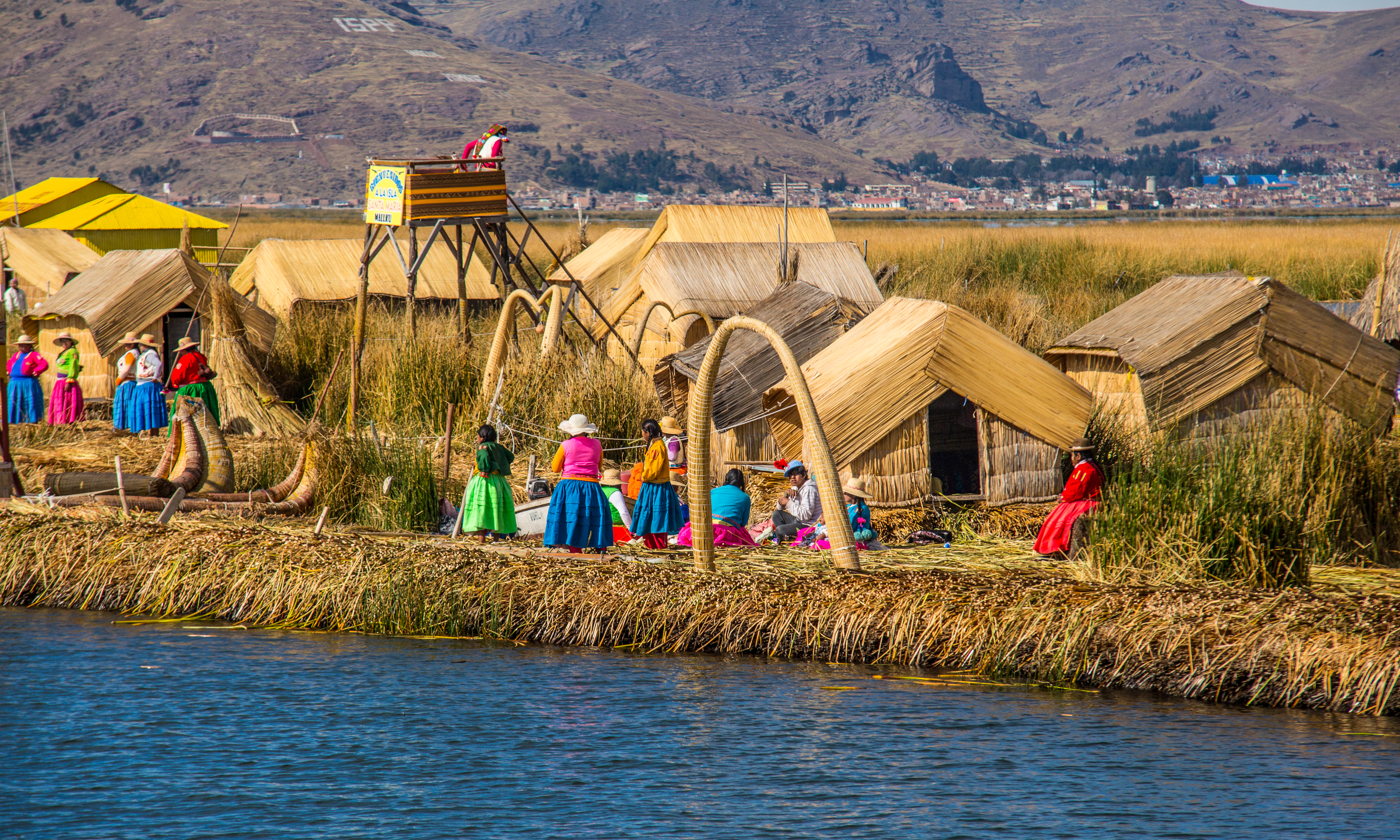 Puno Uros Island (1)