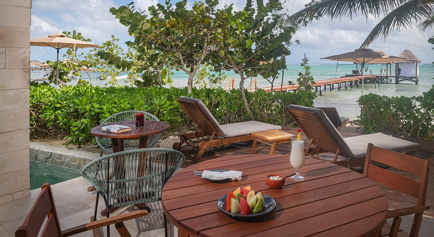 Master Suite Beach Access 01 1