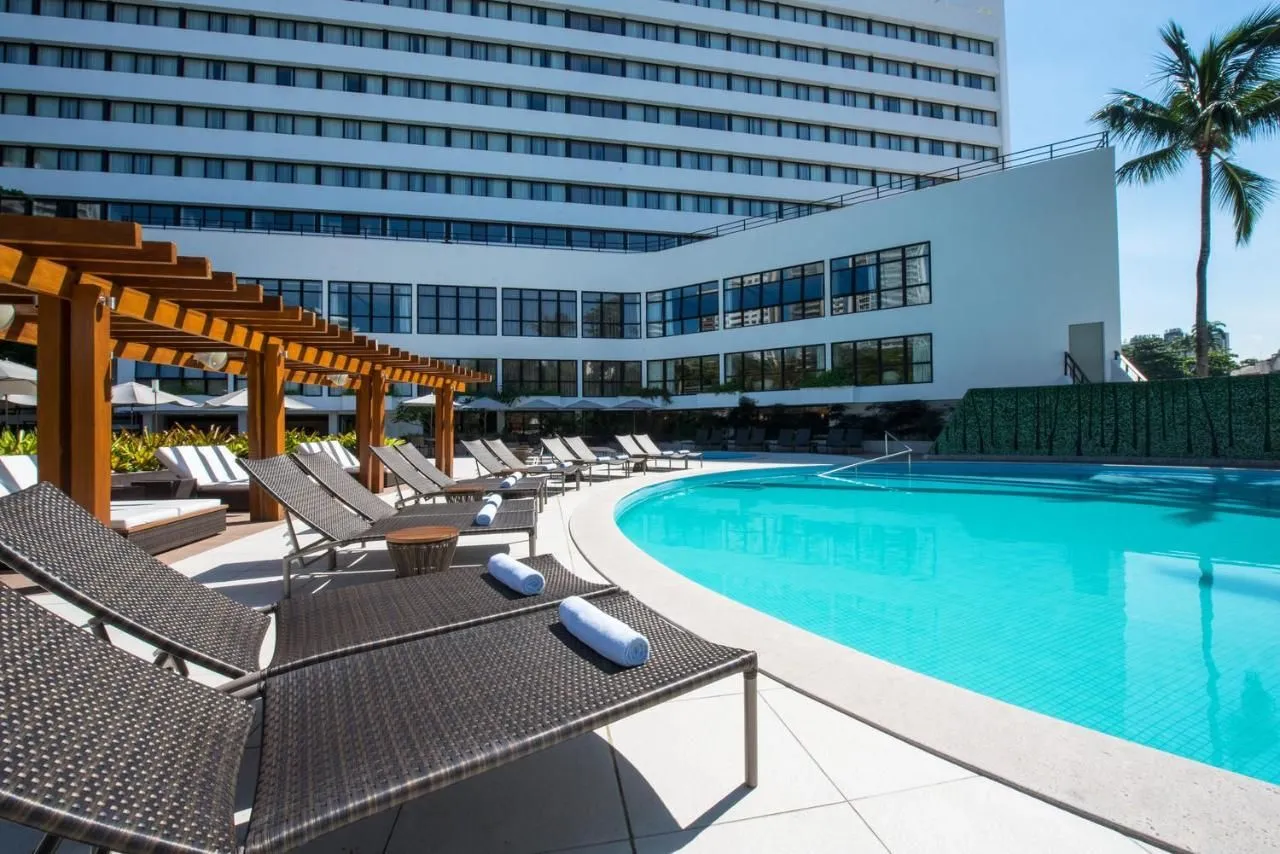 Wish+Bahia Piscina 1920W
