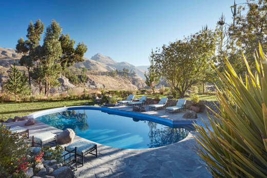 Col Pool 02