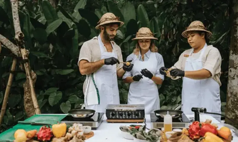 672F1dda90577b7ddcf4ed22 Cooking Class Bambootel Sawah View Web Ver2 P 500