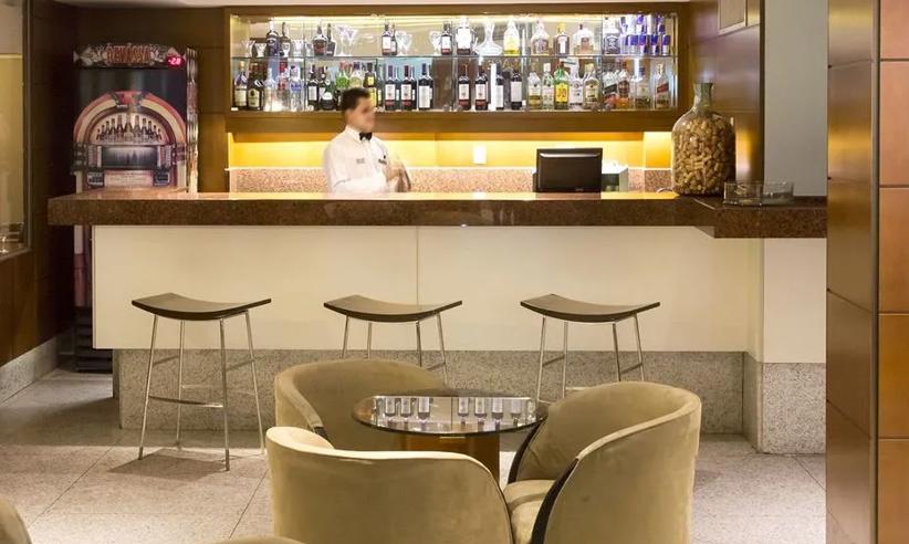 Mp Lobby Bar W 2 Orig 1920W