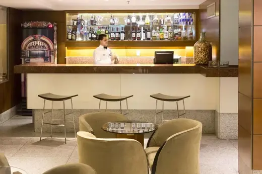 Mp Lobby Bar W 2 Orig 1920W
