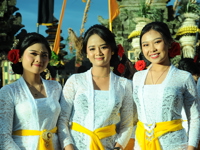 Traditional Dancers and Dresses at Galungan Festival in Bali