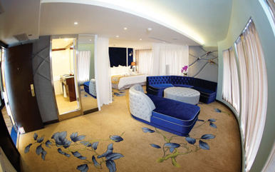 Victoria Jenna Shangri La Suite (1)