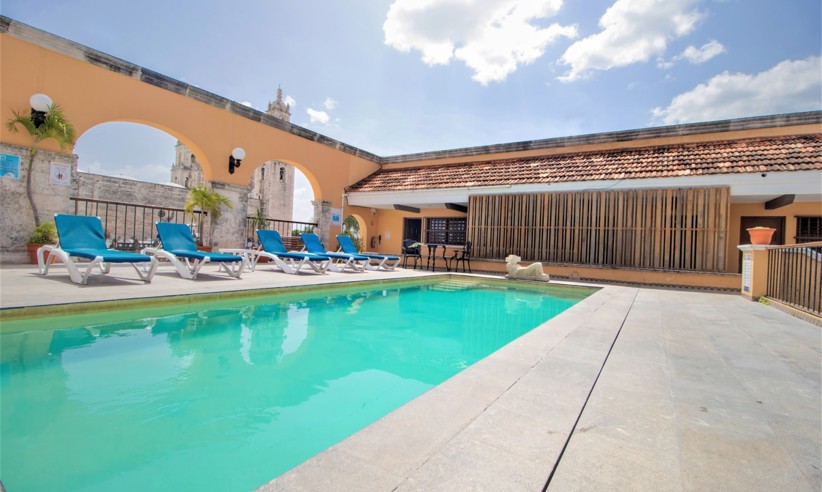 Piscina Al Aire Libre .Jpg 1920X1080 0 4.794007490636704
