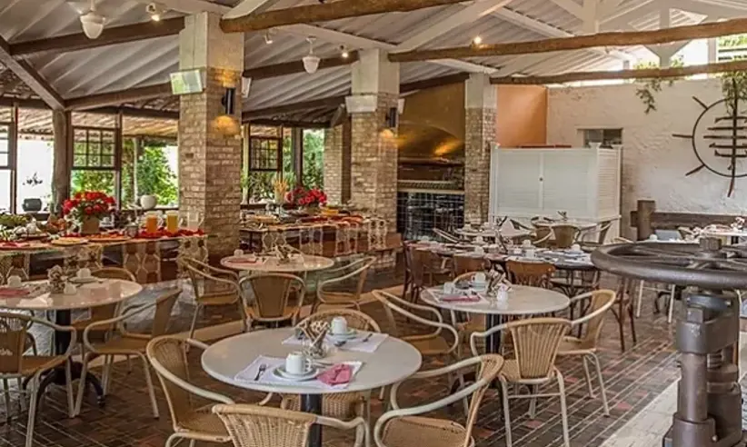 Hotel Gourmet 02 Q59c1ktnlntxzxeg1vw80kaoaoyf8w2vcwfa6o0140