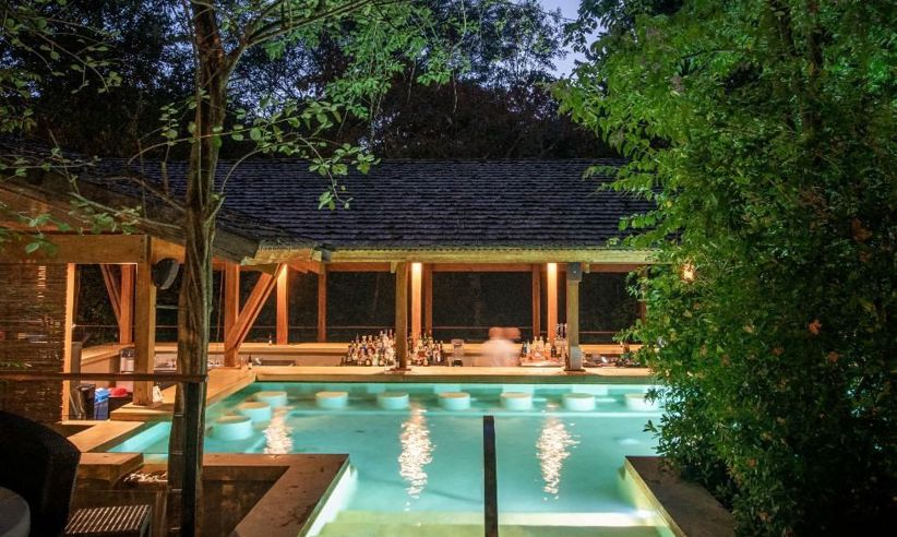 Swim Up Bar