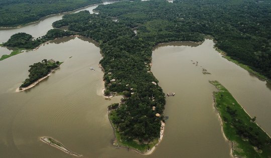 1 Vista Aerea No Periodo Da Seca Dos Rios 540X315